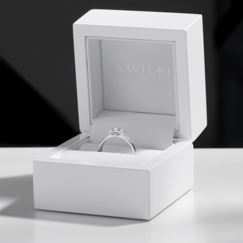 Pierścionek zaręczynowy Dream: białe złoto, diamenty